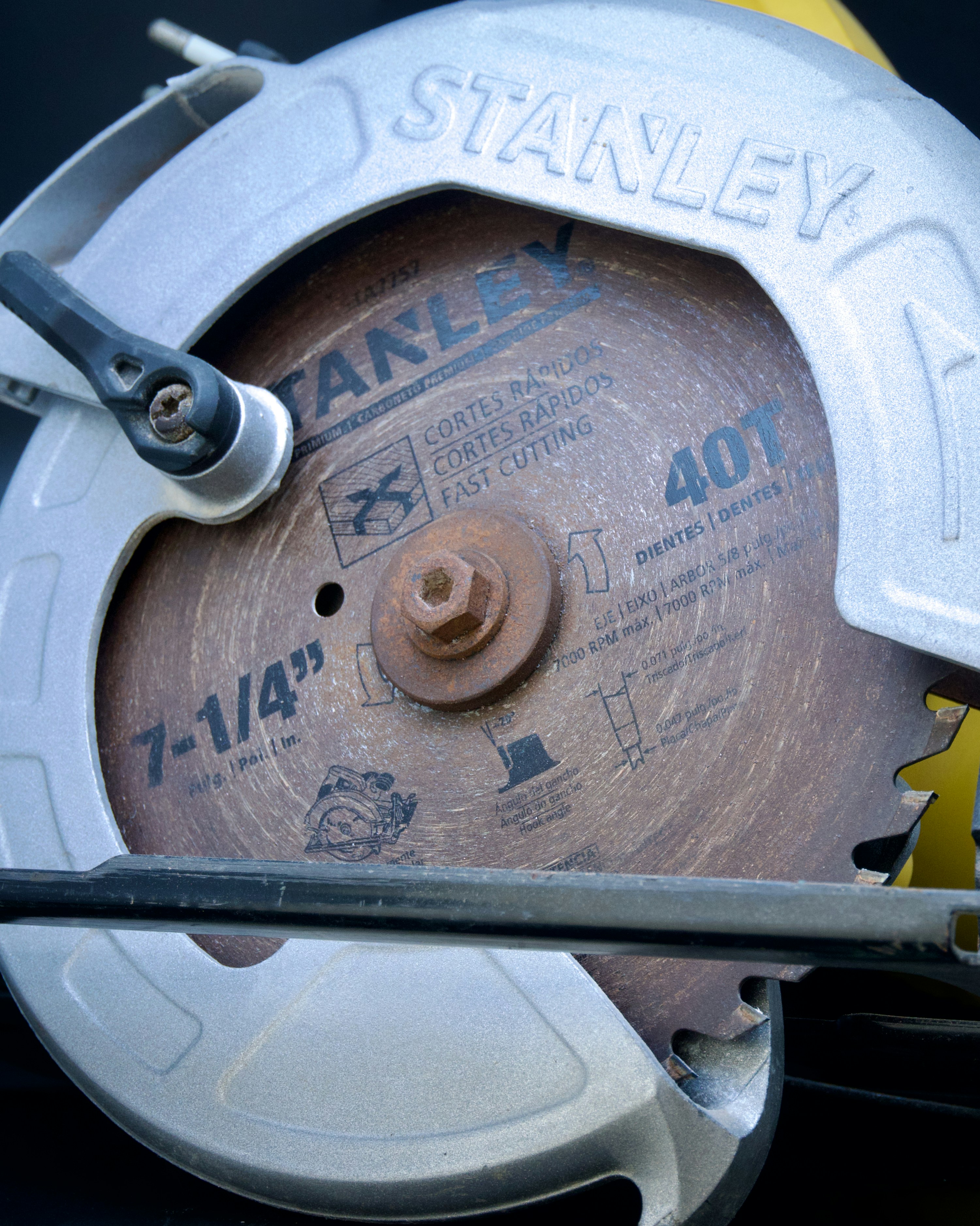 What Happens When Circular Saw Blades Bind